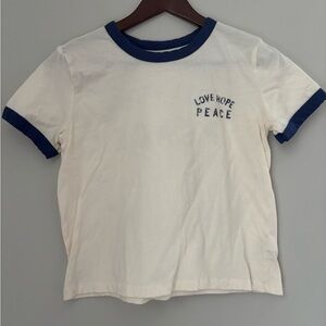 Arizona Jean Co, Juniors M LoveHopePeace Short Sleeve Tee, Ivory, Blue Detail
